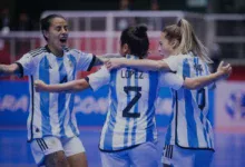 La selección femenina de futsal de Argentina venció con claridad a Marruecos por 6-0 en el debut del primer Mundial organizado por la FIFA, marcando un inicio contundente y simbólico para su historia en el torneo.