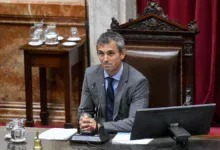 Martín Menem informó a diputados que deberán restituir los bienes a cambio de cobrar sus dietas