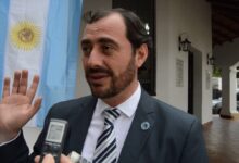 El intendente de Esteban Ivetich.