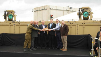 Israel presentó el sistema el "Rayo de Hierro", el primer escudo láser operativo