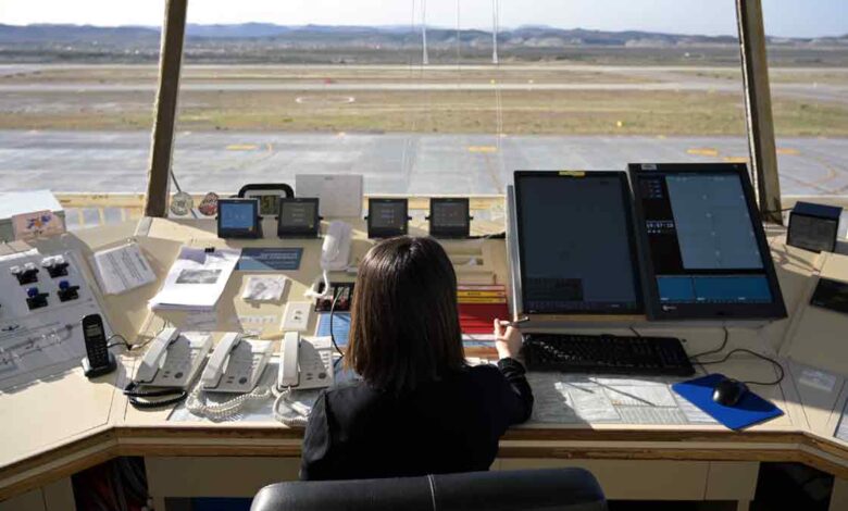El Gobierno dictó la conciliación obligatoria por 15 días para los controladores aéreos