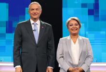 Jeannette Jara y José Antonio se enfrentaron al último debate presidencial en Chile