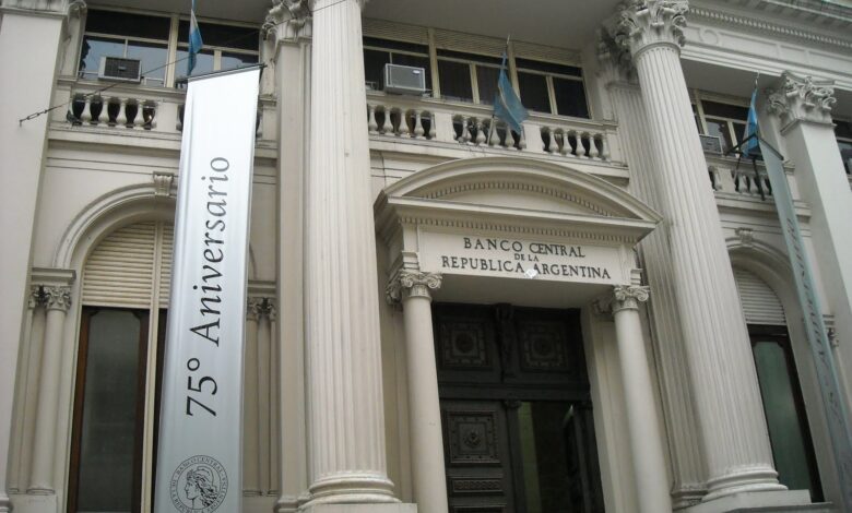 El BCRA afirmó que no existen contratos por el traslado del oro