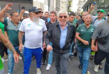 Moyano exigió reabrir las paritarias a las pymes del transporte con un aumento del 20%