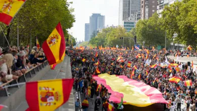 Ciudadanos exigen elecciones presidenciales en España tras denuncias por corrupción