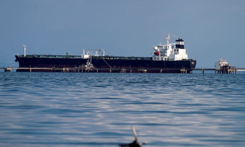Estados Unidos sancionó a empresas y embarcaciones que compran petróleo venezolano