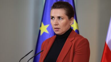 Dinamarca y Groenlandia rechazaron la venta a su soberanía y Trump continúa con su intereses