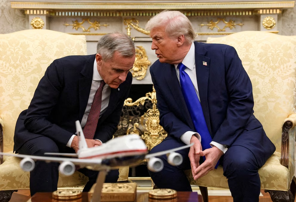 Trump amenaza con imponer aranceles del 100% a Canadá si firma un ...