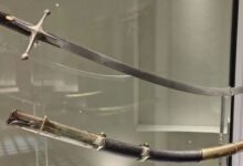 La Justicia rechazó la legitimidad por los herederos de Rosas y el sable de San Martín