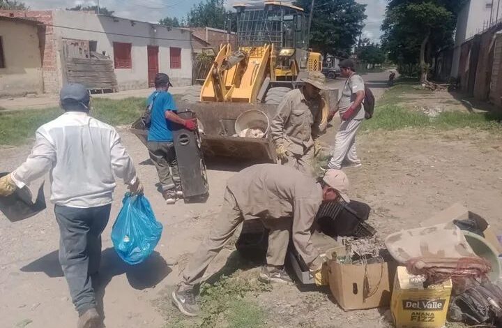 Intensifican operativos de descacharrado ante altos índices de infección larvaria