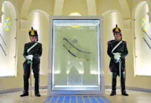 El sable corvo de San Martín regresó a la custodia de los Granaderos a Caballo