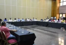 El Gobierno propone un 8% de aumento escalonado en el inicio de las paritarias estatales 2026