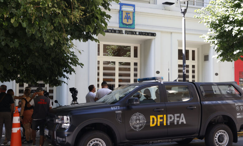 La Inspección General de Justicia rechazó el cambio de domicilio de la AFA por considerarlo "falso e inexistente"