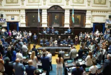 Diputados opositores exigen suspender la recategorización de oficio para monotributistas