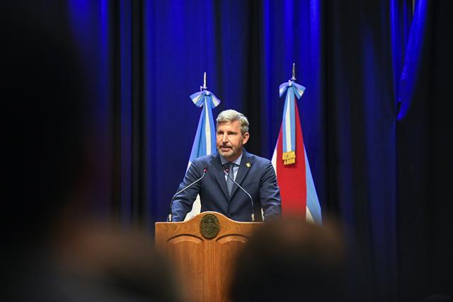 Rogelio Frigerio anunció una reforma previsional y una fuerte baja de impuestos en Entre Ríos