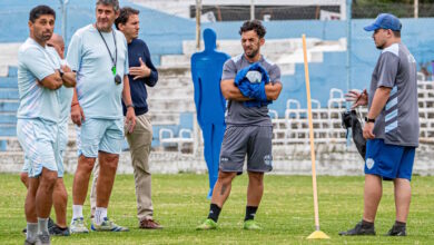 Quiroz definirá hoy el equipo para jugar el lunes.