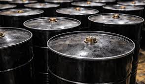 Irán promueve el aumento 200 dólares del precio del barril de petróleo