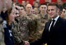 Emmanuel Macron confirmó la muerte de un militar francés tras un ataque con drones en Irak