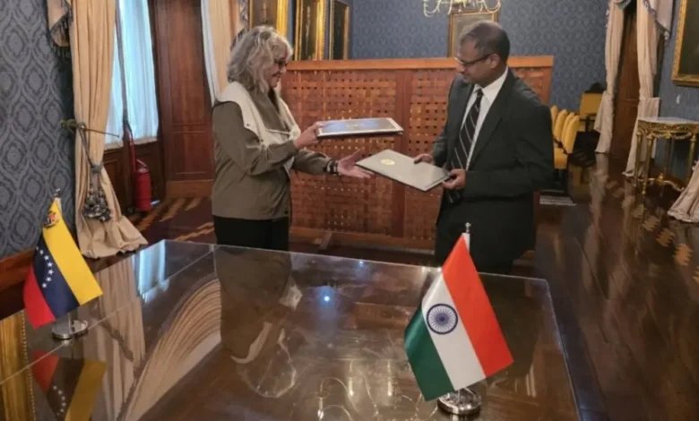 Venezuela e India firmaron un acuerdo sanitario para el acceso a medicamentos genéricos