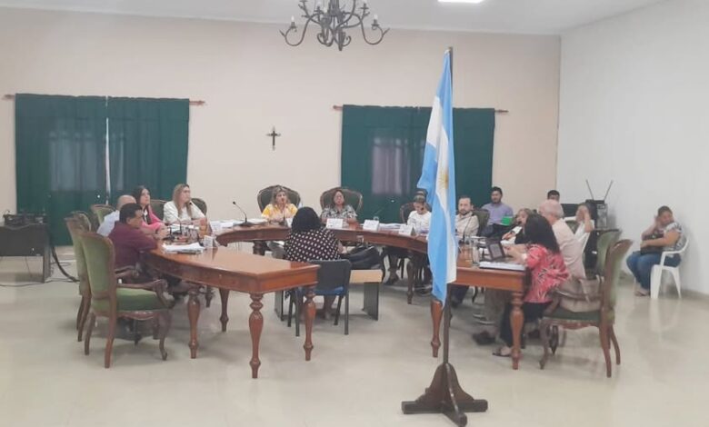 El secretario legislativo renunció a su puesto en el concejo deliberante de Orán