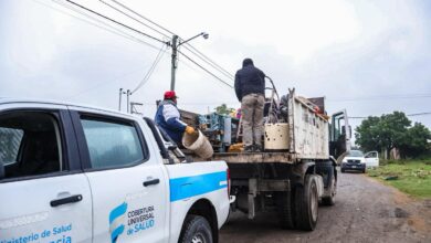 Cerrillos realizó operativos de descacharrados y tareas de nivelación de las calles en Los Paraísos