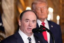 John Phelan deja la Secretaría de la Marina en el Pentágono de Estados Unidos