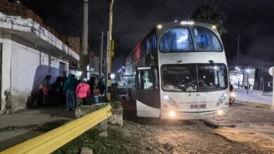 Desafectaron un micro ilegal que transportaba 30 pasajeros hacia Jujuy