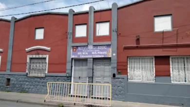 El colegio Perito Moreno inició un protocolo de revisión de mochila tras las amenazas de tiroteos