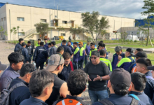 Trabajadores de POSCO Argentina reclaman mejoras salariales