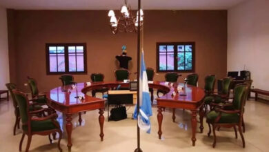 Concejal criticó a LLA por dejar sin quórum y frenar el tratamiento de la cobertura de IOSFA