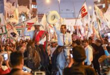 Perú aguarda el inicio de la veda electoral tras cierre de campaña