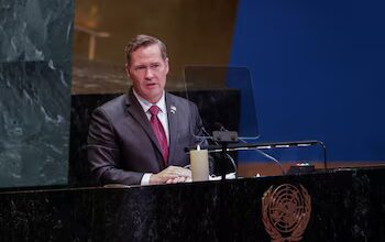 EE.UU. insta a la ONU a conformar una coalición internacional para proteger el Estrecho de Ormuz