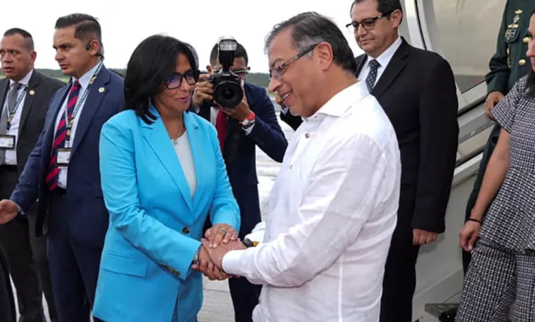 Petro se reunió con Delcy Rodríguez para fortalecer la agenda de seguridad e inteligencia