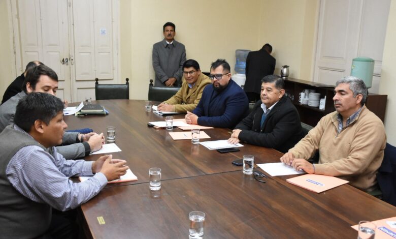Salta. Senadores recibieron a representantes de ASIJEMIN para fortalecer el convenio colectivo minero