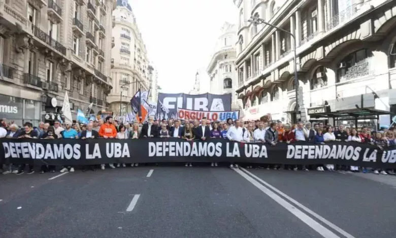 El Gobierno acusó a la UBA de "extorsión" antes de la marcha federal y el vicerrector salió al cruce