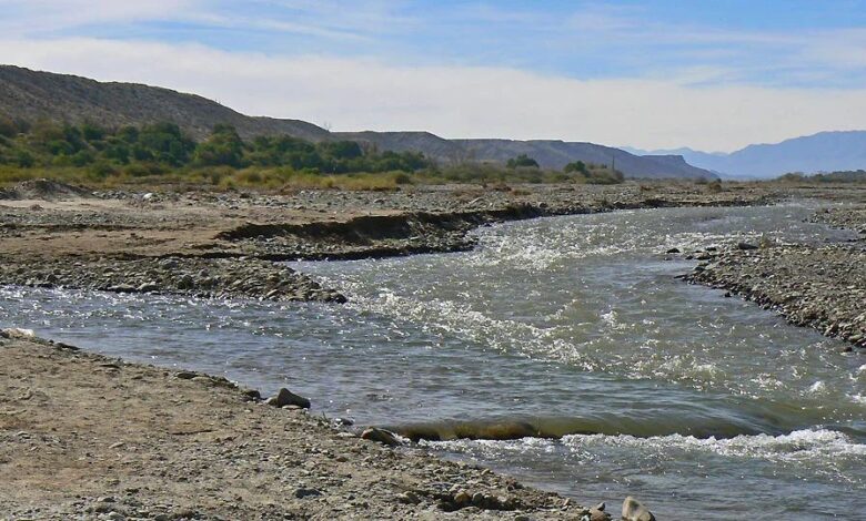 Un empresario de sepelios solicitó la autorización para la extracción de agua del Río de Cachi