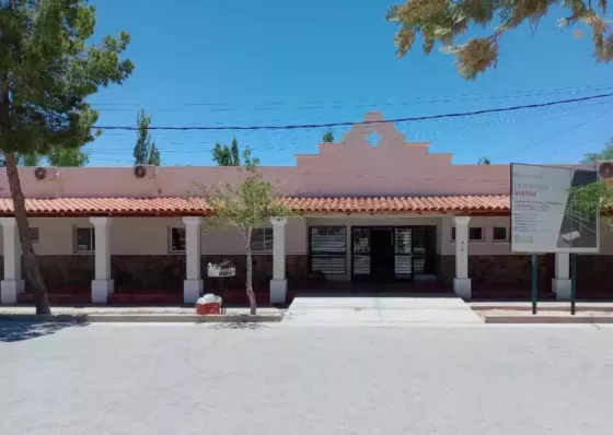 Tras conflicto judicial vecinos de Angastaco denuncian falta de atención en el hospital