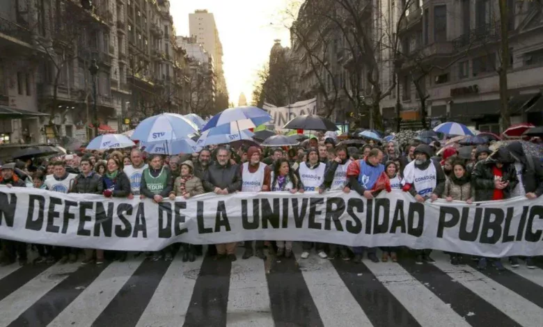 Universidades nacionales convocan a Marcha Federal para exigir el financiamiento educativo