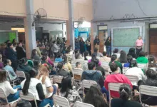 Avanzan en la construcción de un tinglado para el Colegio Secundario N°5030 de Apolinario Saravia