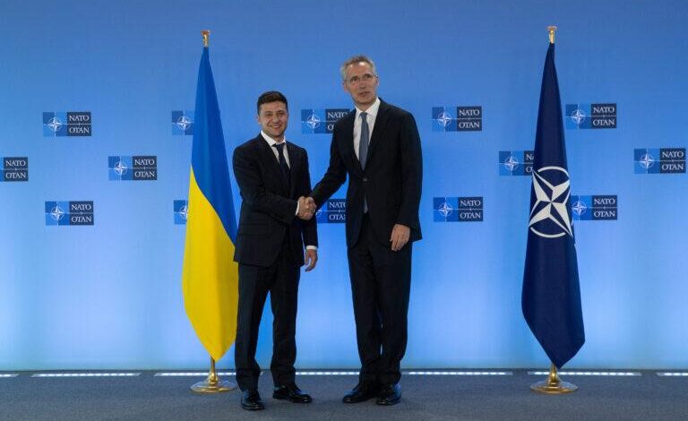 Ucrania insta a sus aliados de la OTAN a incrementar su contribución en defensa ante las amenazas de Rusia