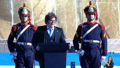 El presidente Javier Milei encabezó el acto central por el Día de la Bandera en Rosario, acompañado por autoridades nacionales
