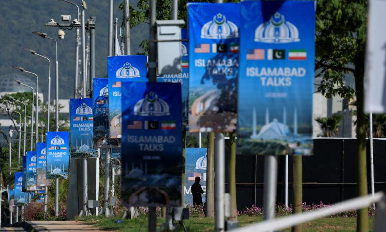 Afiches de los diálogos de paz en Islamabad, Pakistán