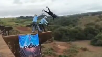 La joven fue lanzada sin cuerdas desde un puente en San Pablo