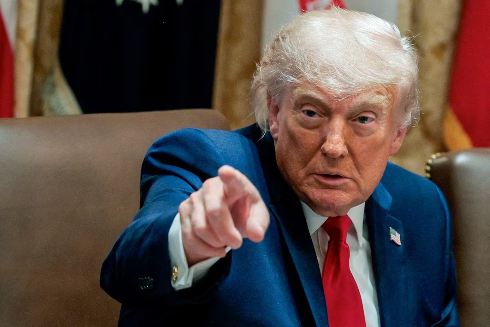 Trump declara que el ejército iraní es un desastre tras nuevos combates en Oriente Medio