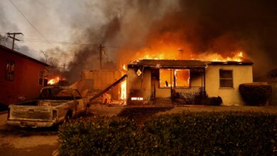 La investigación en Pacific Palisades siguió anuncios en internet y llamados telefónicos con ofertas para construir, demoler y nivelar terrenos tras el incendio
