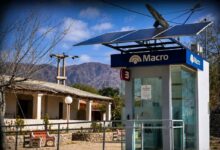 Angastaco tiene un cajero automático con energía solar