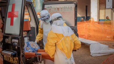 La epidemia de ébola se está descontrolando