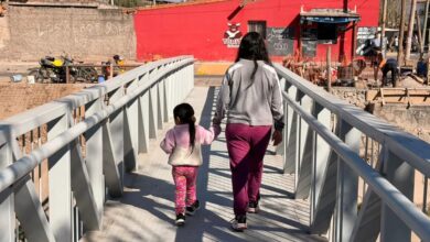 La Municipalidad de Salta inauguró una nueva pasarela peatonal sobre el canal Hipólito Yrigoyen