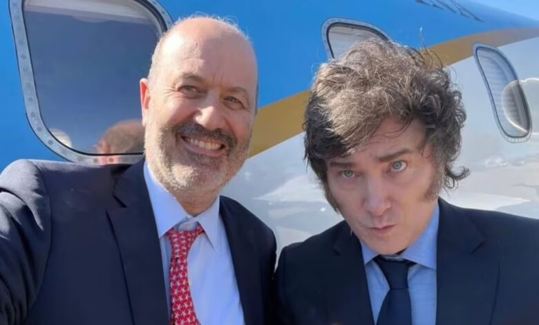El ministro Federico Sturzenegger y el presidente Milei