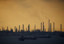 El precio del petróleo sube ante la falta de certezas sobre la reapertura del estrecho de Ormuz